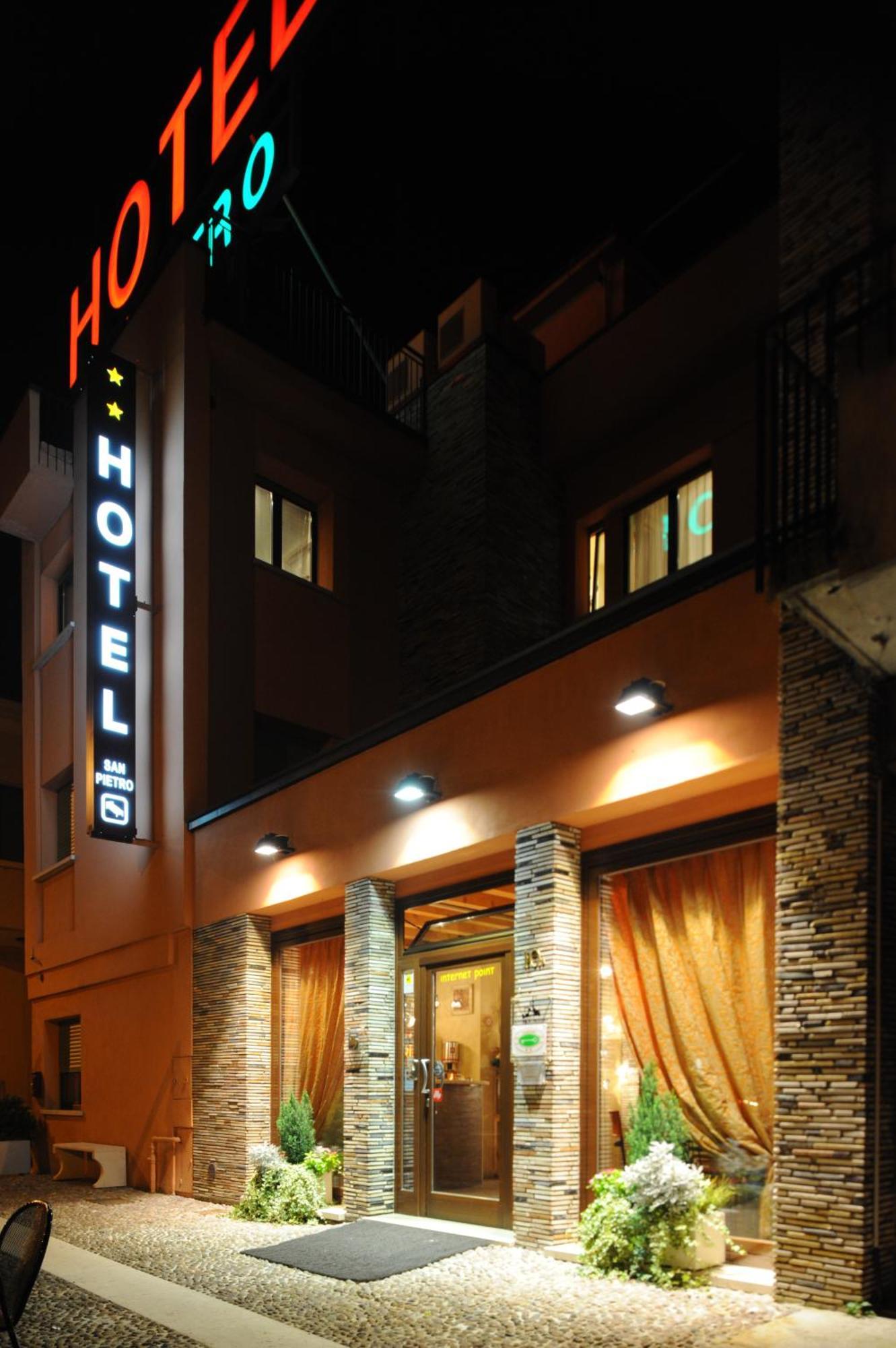 Hotel San Pietro Villafranca di Verona Exterior photo